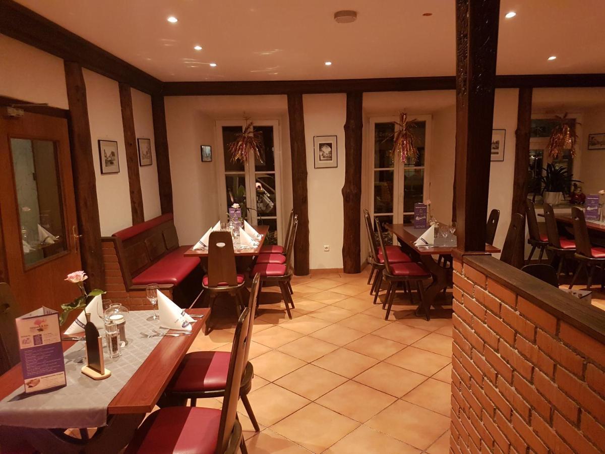 Seebauer-Hotel Die Ente Von Wassertruedingen Экстерьер фото